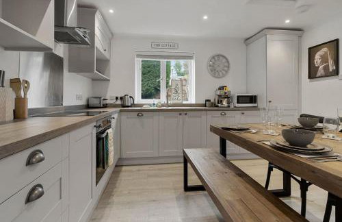 Tor Cottage -No Commercial Sign written Vehicles, Private Hot Tub , 2 Dogs Max,Fishing Nearby & Communal Swimming Pool ,Pool open April to September - Foto 4