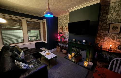 Stylish and artistic flat in Southend on Sea - 2 Double Bedrooms, Free on-street parking - Foto 36