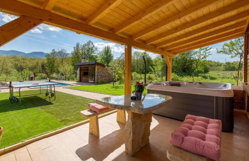 Gorgeous Home In Lovinac With Sauna - Foto 3