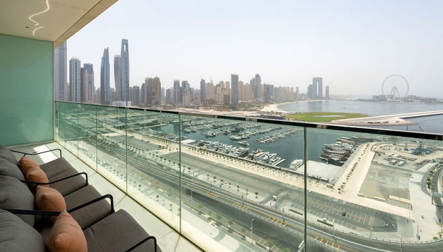 Elegant 2BR Emaar Beachfront Retreat - Foto 2, Habitación