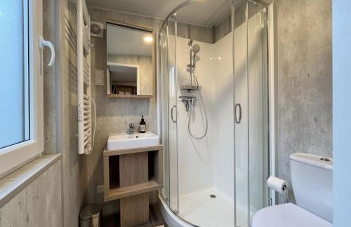 Holiday Home Tiny Haus mit schönem Seeblick by Interhome - Foto 5