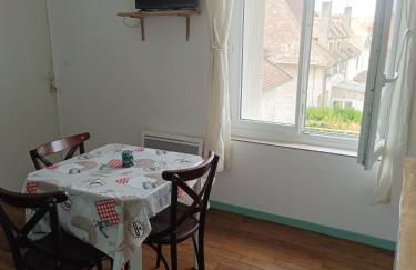 Appartement 35m2 a l'étage ,1 lit double - Foto 4