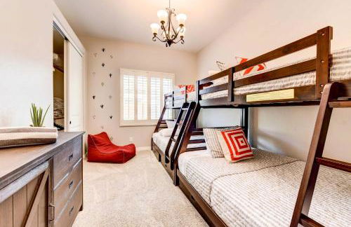 Pool, BBQ and Bar Family Home in Queen Creek - Photo 20