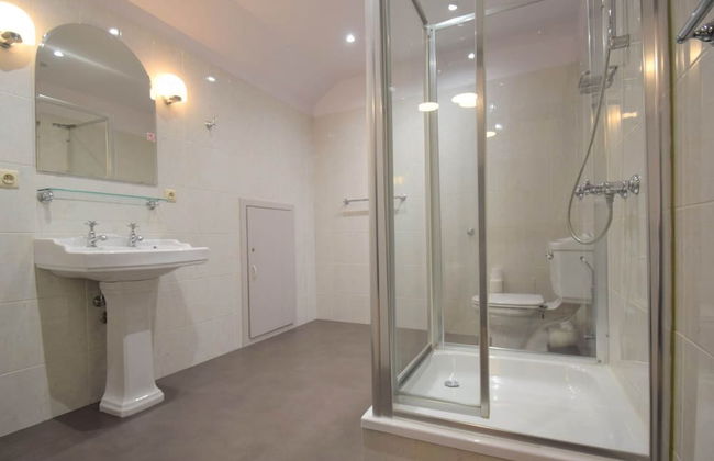 Vintage Villa with Hot Tub & Infrared Sauna in Ardennes - Foto 17