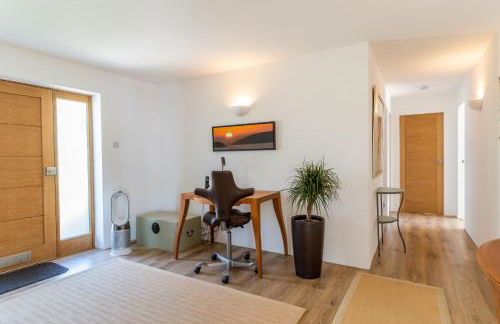 Finest Retreats - Avalon Sea Views - Foto 11