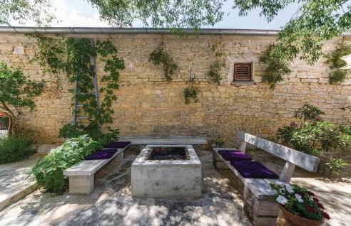 Two-Bedroom Holiday Home In Pridraga - Foto 9