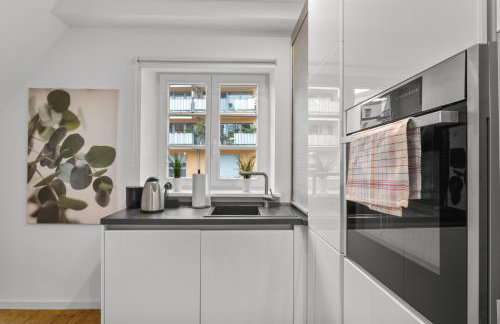 Traumhaft gelegene Altbau-Wohnung im Herzen von Weinheim - Parking - Foto 17