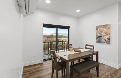 Stunning Waterfront Condo Breathtaking Views 202 - Foto 8