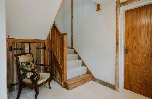 The Carriage House by Birch Stays - Photo 21