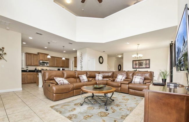 Contemporary 5 Bed 5 Bath Single Family With Upgrades - Foto 6