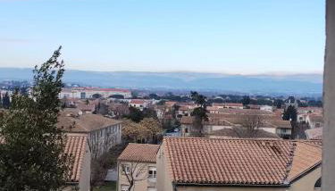 Terrasse et parking a 500m de la Cite AR - Foto 4