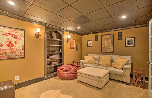 Secluded Acworth Mansion with Pool and Game Room! - Foto 29