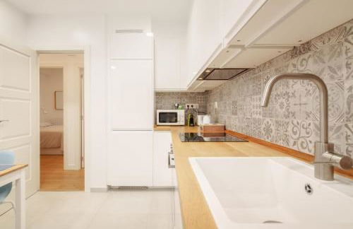 MODERN LOVELY HOUSE GUGGENHEIM - Foto 23