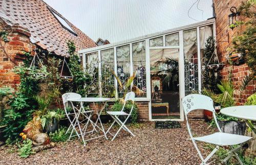 Priory House B&B And The Oriental Brewhouse Self Catering Accommodation - Foto 37