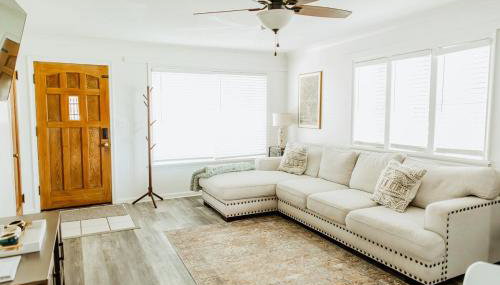 Near Lake, Trails & Logan, Free Paddleboards - Foto 2