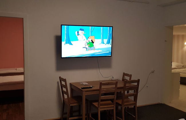 Spacious House - Photo 16