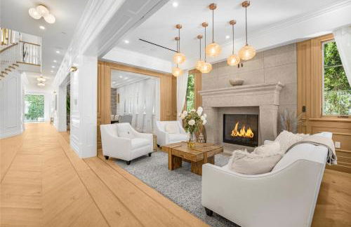 Spaulding Ave Farmhouse - Foto 10