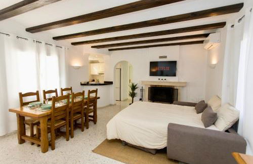 The Alou Villa 1 - Jacuzzi - BBQ - Garden - Pool - Foto 18