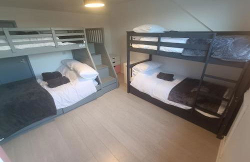 Alton Towers & Foxtail Barns & Oak Barns & Peak District - Foto 14