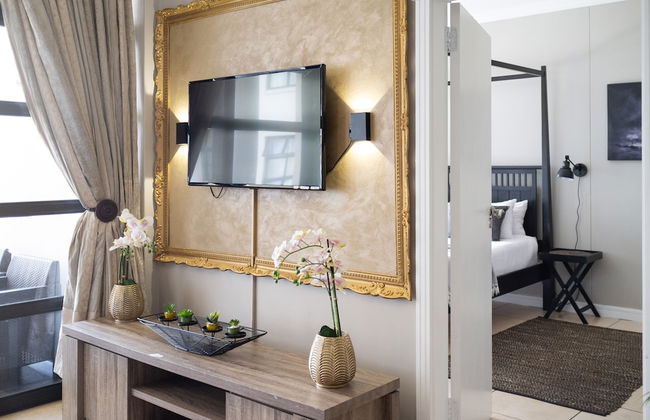 Deja Blue - Photo 19