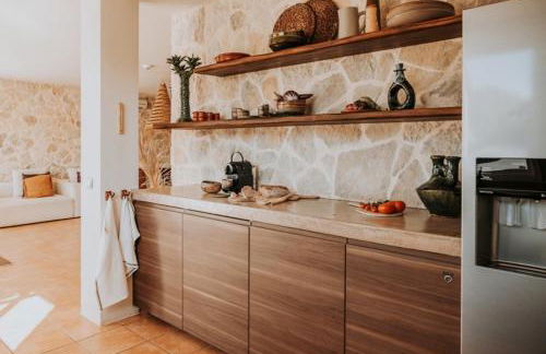 Casa Stellar - boutique villa with private heated pool and sea view - sustainably solar powered - Foto 3