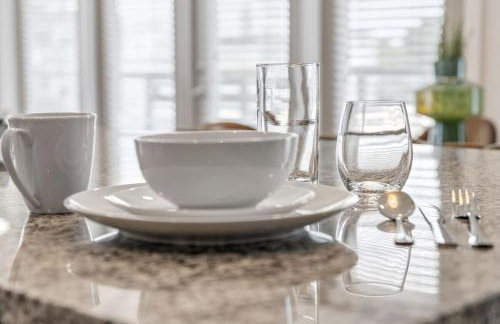 Reynoldstown Lux 2BR, Rooftop Deck, Near Beltline & Downtown, Free Parking - Foto 41