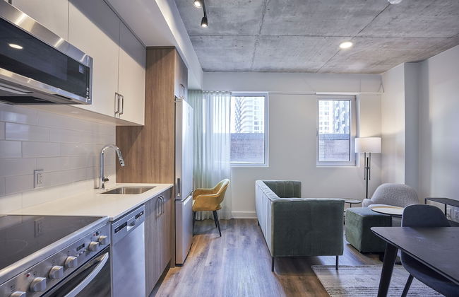 Corporate Business stays in MTL DT - Foto 15