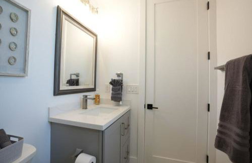 Beautiful Home with 4 bedroom, 2 bathrooms-full amenities - Foto 35