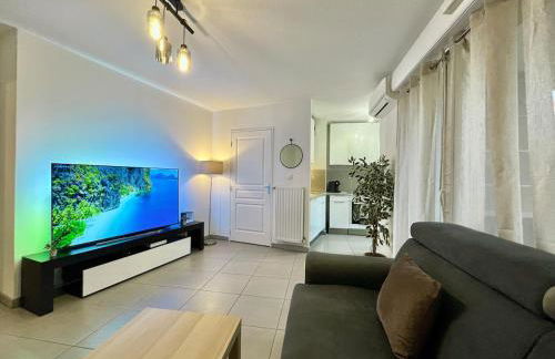 T2 cosy avec parking - Goupama Stadium LDLC Arena - Foto 2