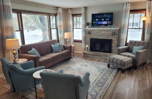 My Roam'n Empire - Super Cute with Toys! - Foto 3