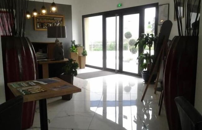 Residella House - Photo 22