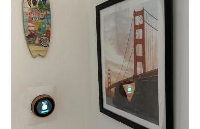 T2 Tout confort TV 55' avec canal séries netflix Disney Dazen Bein sport apple TV OCS paramount prime vidéo - Foto 12