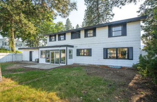 Beautiful 3 story villa with room for 17 people - outdoor POOL and indoor SAUNA - Foto 71