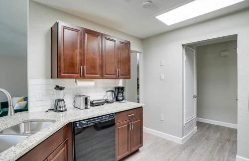 Texan Hideaway - Cozy Convenient Comfortable - Foto 13