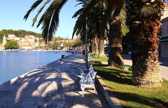 Stone Holiday Home in Brotnice Dalmatia with Outdoor Hot Tub - Foto 18