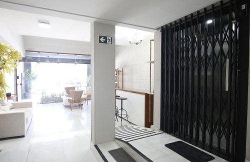 Mini Studio funcional mobiliado com cozinha e WC privativo - Foto 64