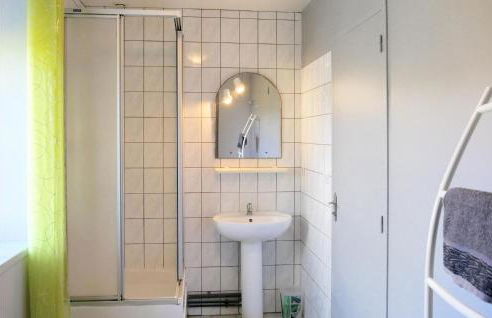 4 Bedroom Pet Friendly Home In Portbail - Photo 22