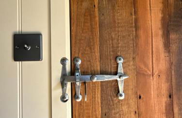 'Russet' Hut on fruit farm - Foto 13