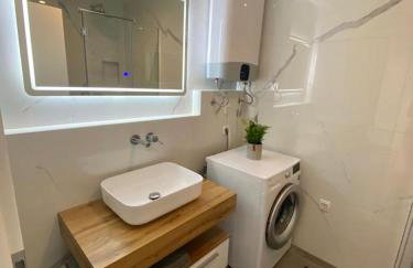 Marina Bay - Exclusive Apartment with Private Pool and Adriatic Sea View - Foto 13