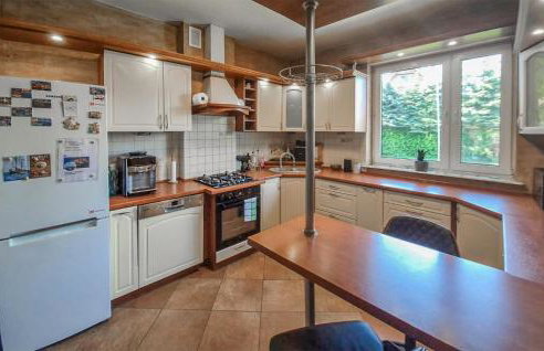 Cozy Home In Warnoleka With Wifi - Foto 17