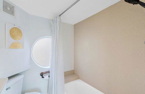 Lakefront cottage with AC - Foto 22