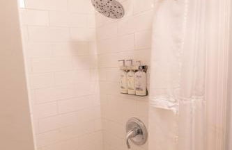 Bayonne Bay Inn - Foto 8