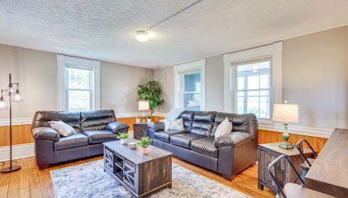 Less Than 1 Mi to Lake Mtn-View Cabin with Porch in Newport - Foto 3