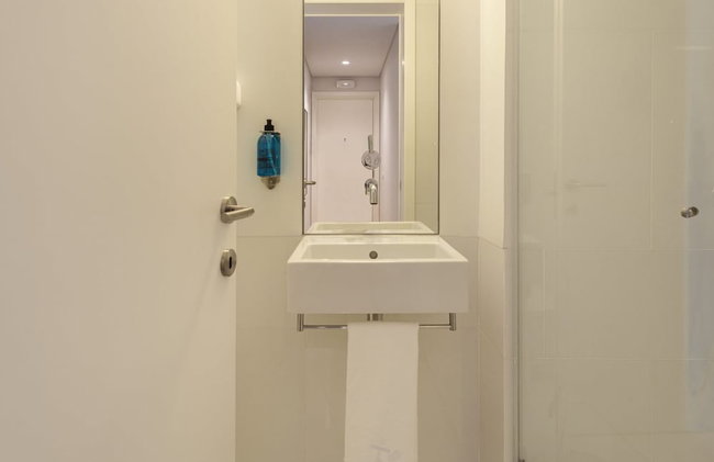 Lisbon Serviced Apartments Madalena - Photo 43