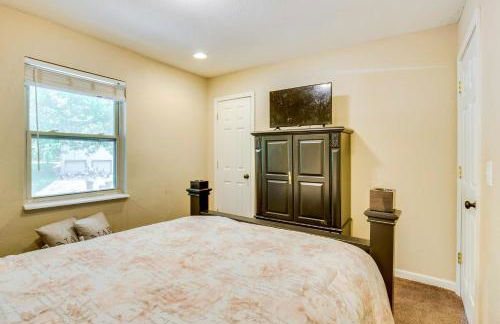 Cozy Missouri Retreat with Deck and Grill, Near Hiking - Foto 17