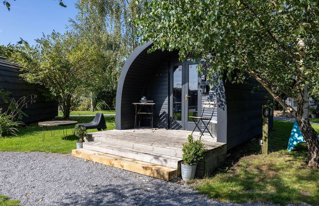 The Little Hide - Adult Only Camping Pods - Photo 54