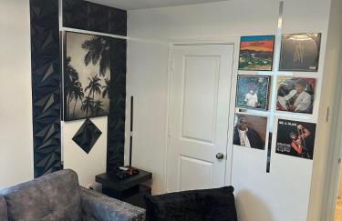 Cozy Stay with Pool Relax with Easy Access to Highway - Foto 22