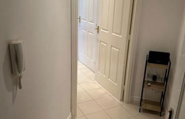 2 Bed 2 Bathroom Apartment central location - Foto 3