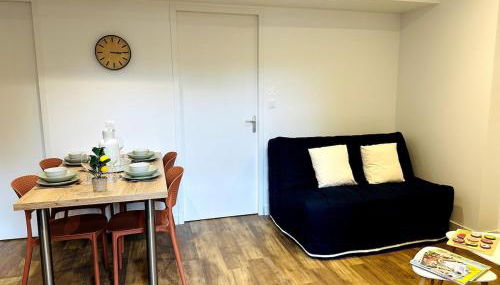 Les Douves - Cité Médiévale de Fougères - Foto 2