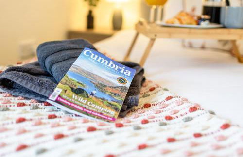 Adrian House, near Hospital, easy parking + garden - Foto 19